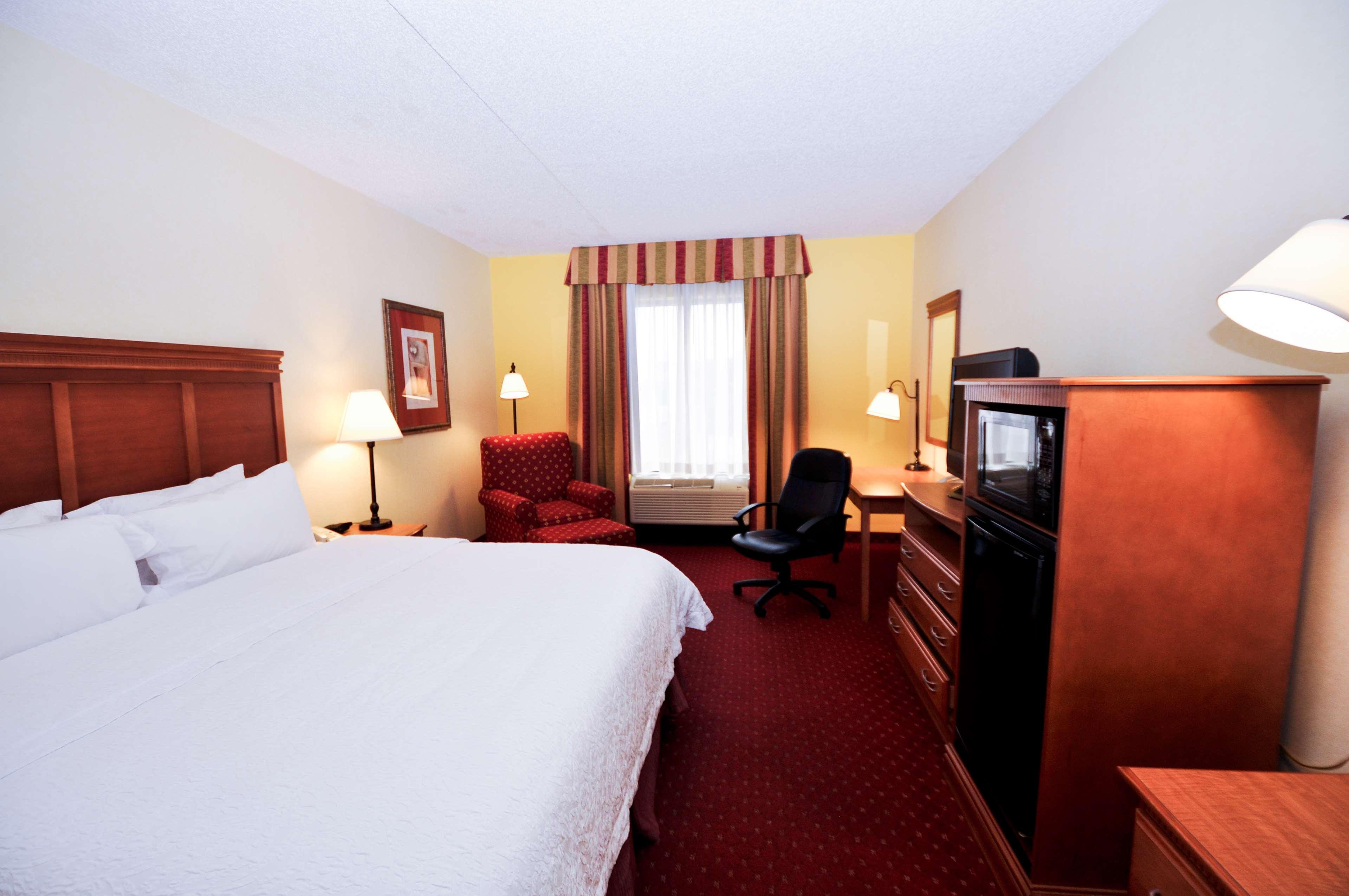 Hampton Inn & Suites Louisville East Kültér fotó
