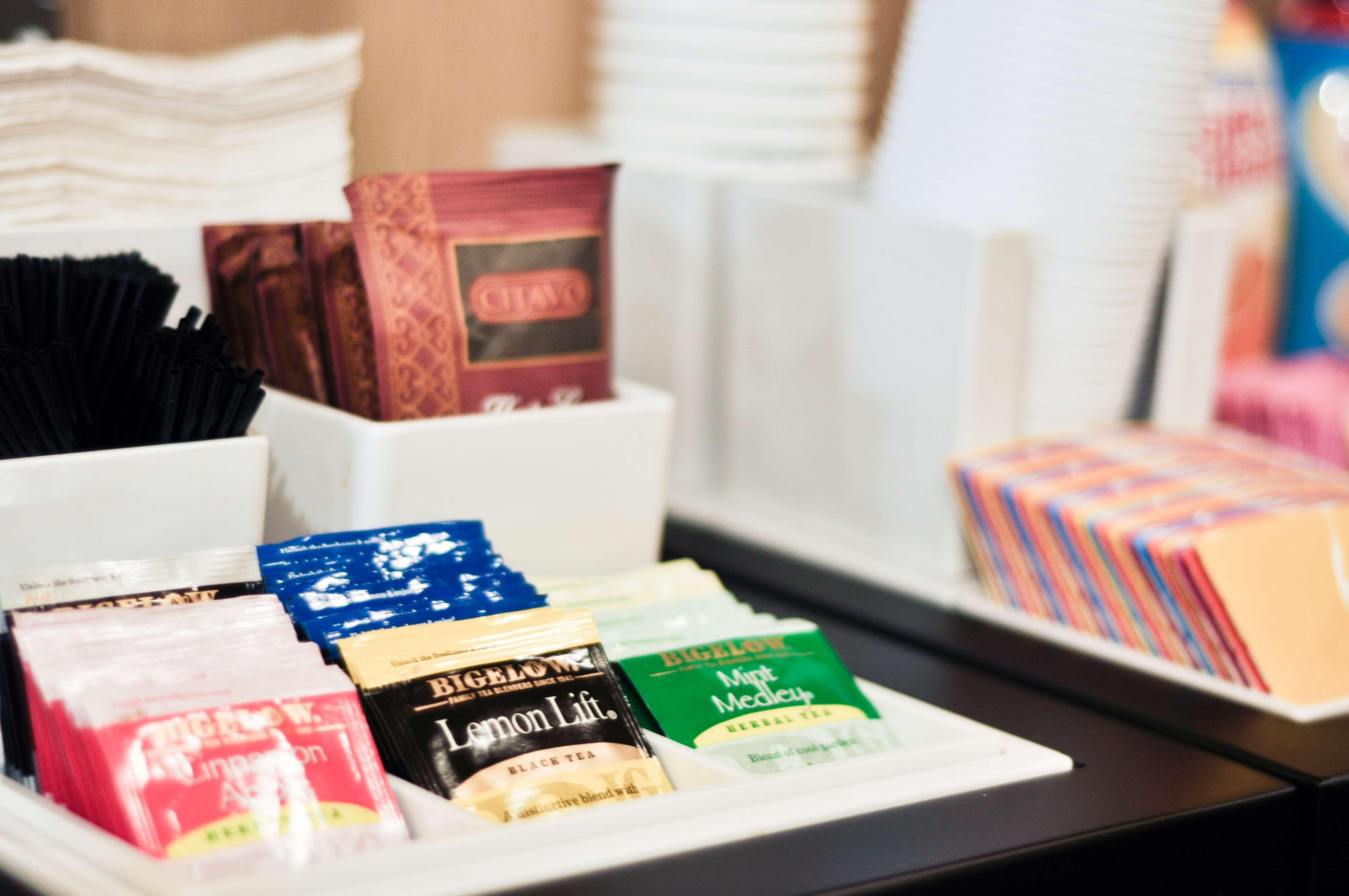 Hampton Inn & Suites Louisville East Kültér fotó