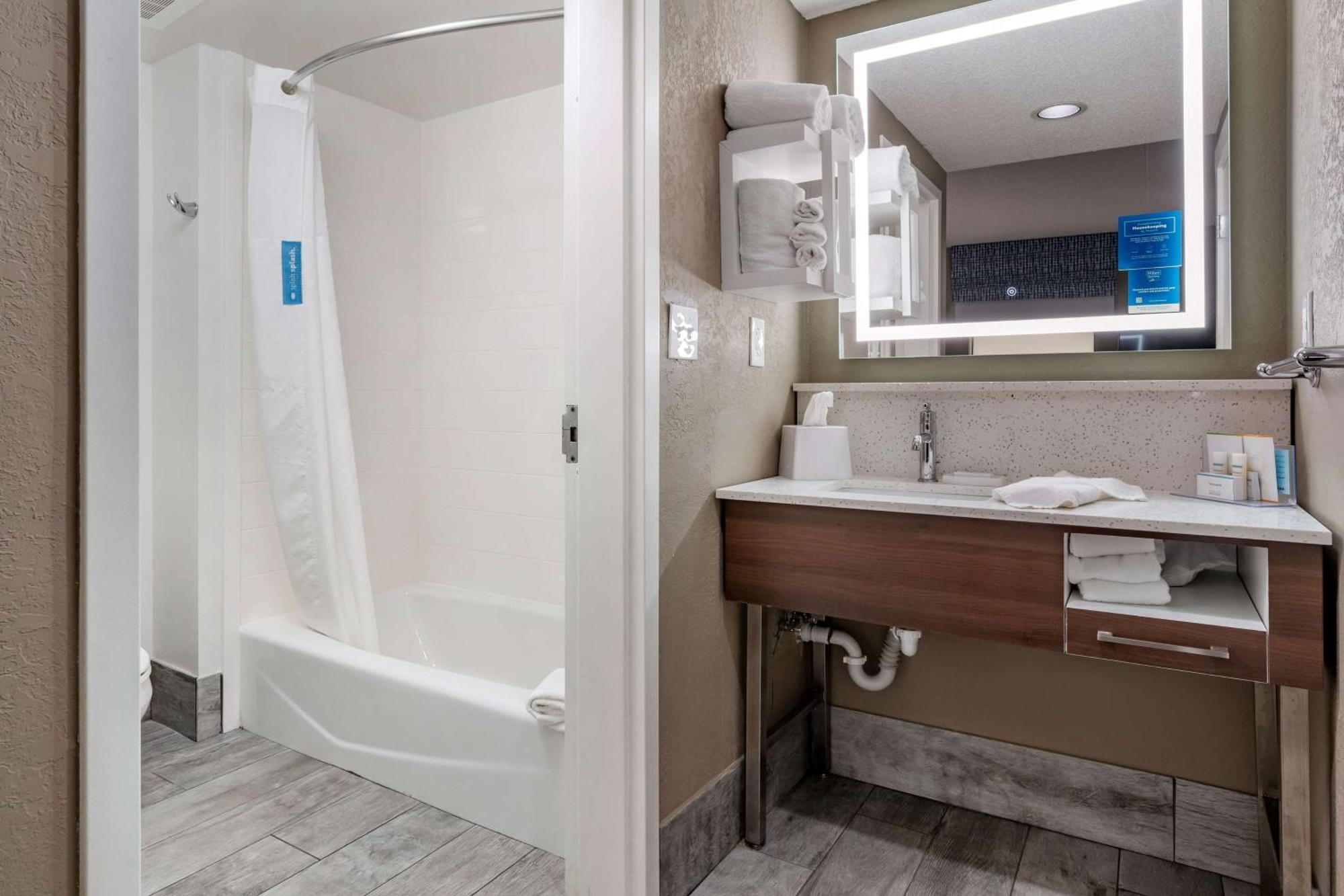 Hampton Inn & Suites Louisville East Kültér fotó